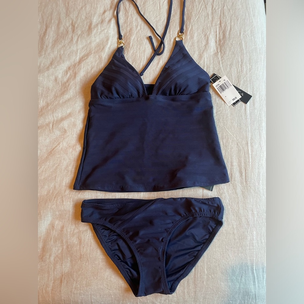 La blanca tankini